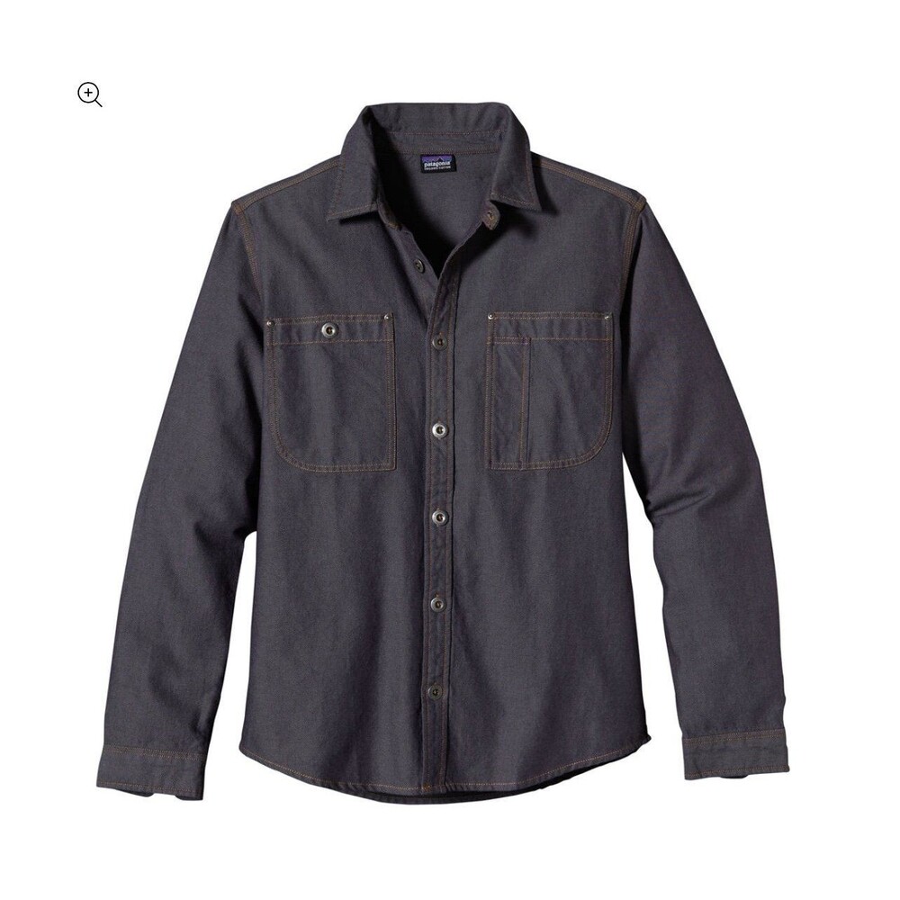 Patagonia Men’s Button Down Shirt size Xs